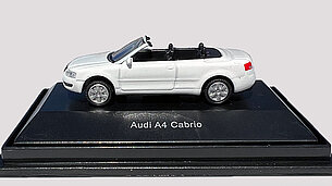 Audi A4 Cabriolet von Schuco