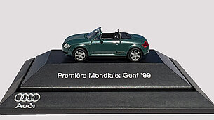 Audi TT Roadster von Rietze