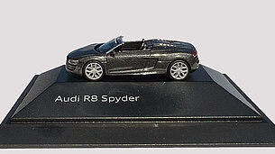 Audi R8 Spyder Bj. 2010 von Herpa