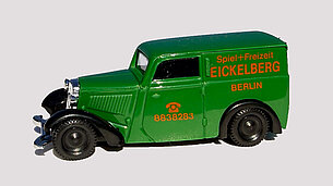 DKW F7 von Brekina