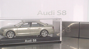 Audi S8 von Herpa