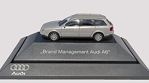 Audi A6 Avant von Rietze