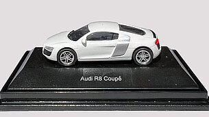 Audi R8 Coupé Bj. 2006 von Schuco