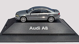 Audi A8 von Herpa